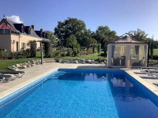 Une propriété du 19ème siècle magnifiquement restaurée - Vaas (72500)