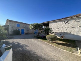 Vente maison 314 m² avec chambres d'hôtes | Saint-Martin-De-Fraigneau (85200) - Saint-Martin-de-Fraigneau (85200)