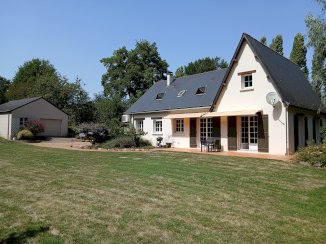 Rare ! Belle propriété dans endroit calme et nature / 224 m² habitable - Blaison-Gohier (49320)