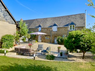 Vends très belle longère - Saint-Aubin-Fosse-Louvain (53120)
