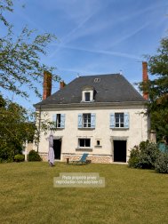 Maison 8 pièces + Studio indépendant - Beaufort-en-Vallée (49250)