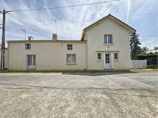 Maison à rénover dans Hameau Paisible - Touvois (44650)