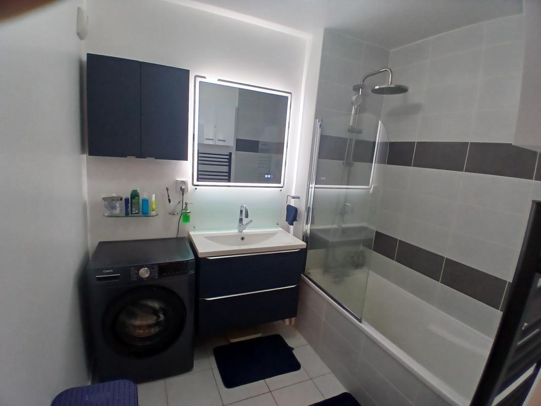 Appartement T3 de 64,68 m² avec terrasse + 2 parkings + Cave - Photo 10 - La Chapelle-sur-Erdre