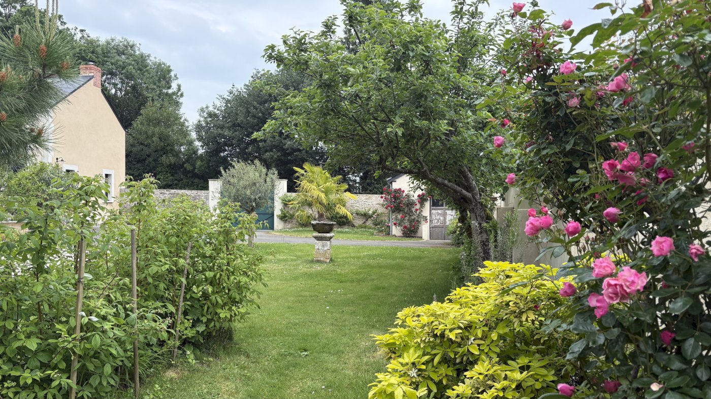 Maison en centre-ville de CRAON - Photo 11 - Craon
