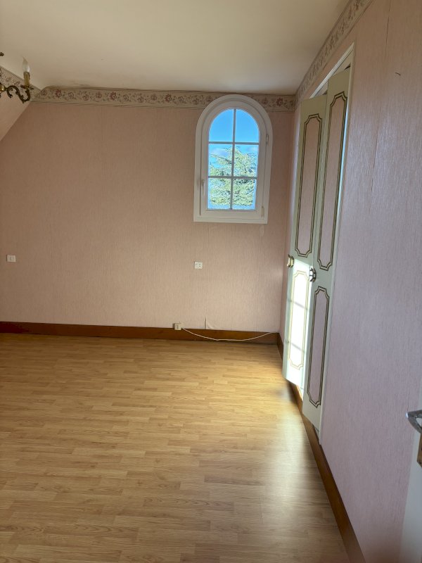 MAISON - Photo 12 - Courcité