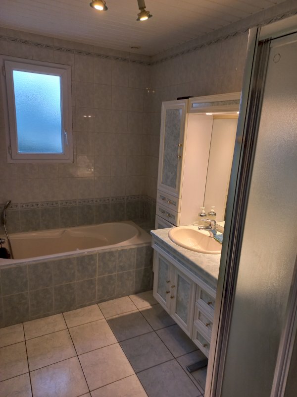Belle maison dans lotissement - Photo 13 - Saint-Berthevin