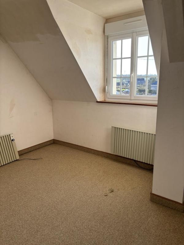 MAISON - Photo 13 - Courcité