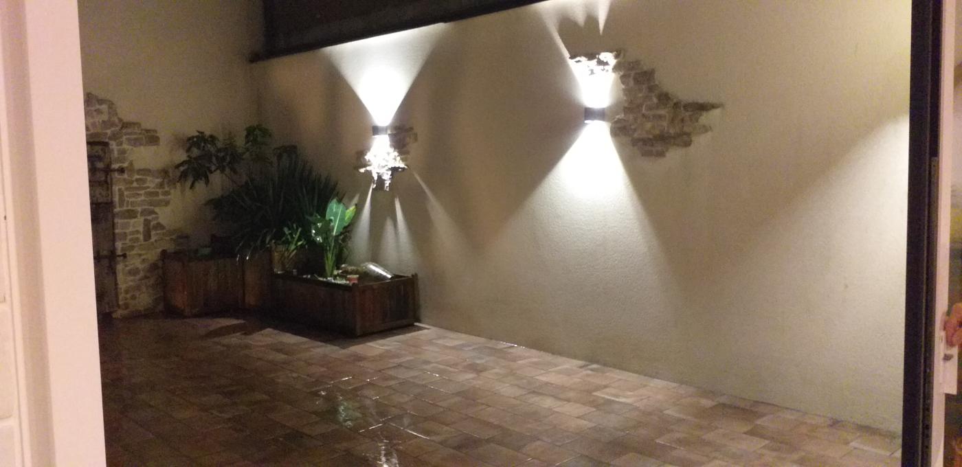 CHARMANTE MAISON en plein cœur du centre bourg - Photo 14 - La Garnache