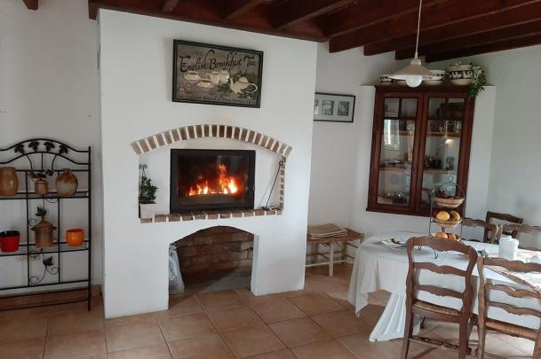 Jolie longère de 198 m² - Photo 1 - La Limouzinière