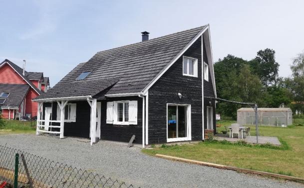 Charmante maison en bois - Photo 1 - Pontvallain