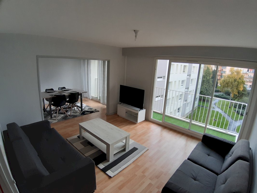 Appartement 5 pièces 91 m² - Photo 1 - Laval