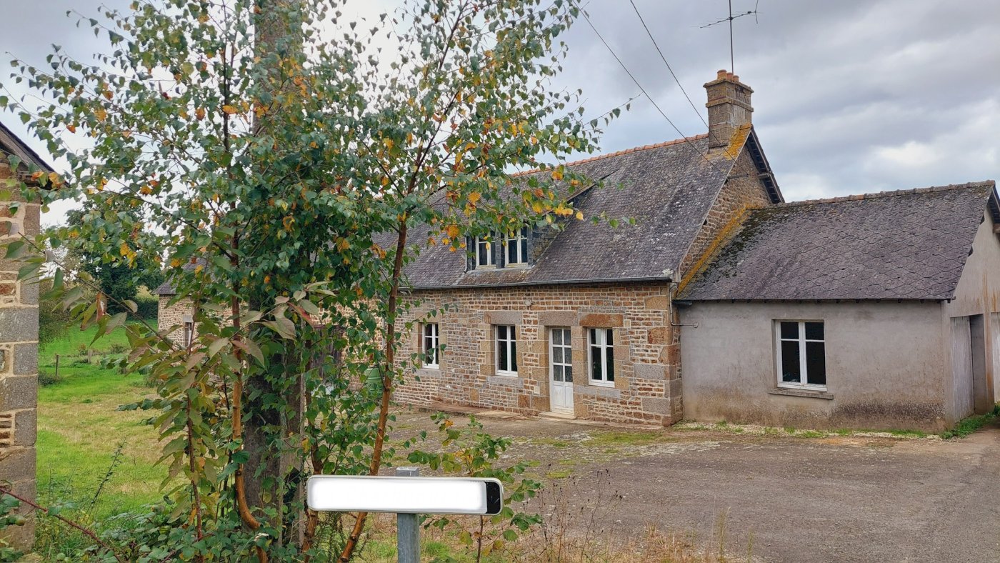 Longère de 30m de long - Photo 1 - Montaudin