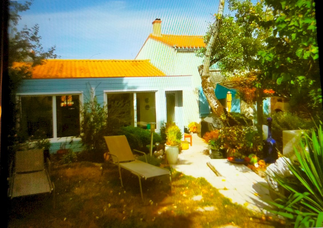 Maison + Appartement meublé - Photo 2 - Remouillé