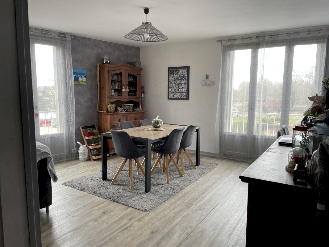 Appartement 6 pièces 106m² - Photo 2 - La Flèche
