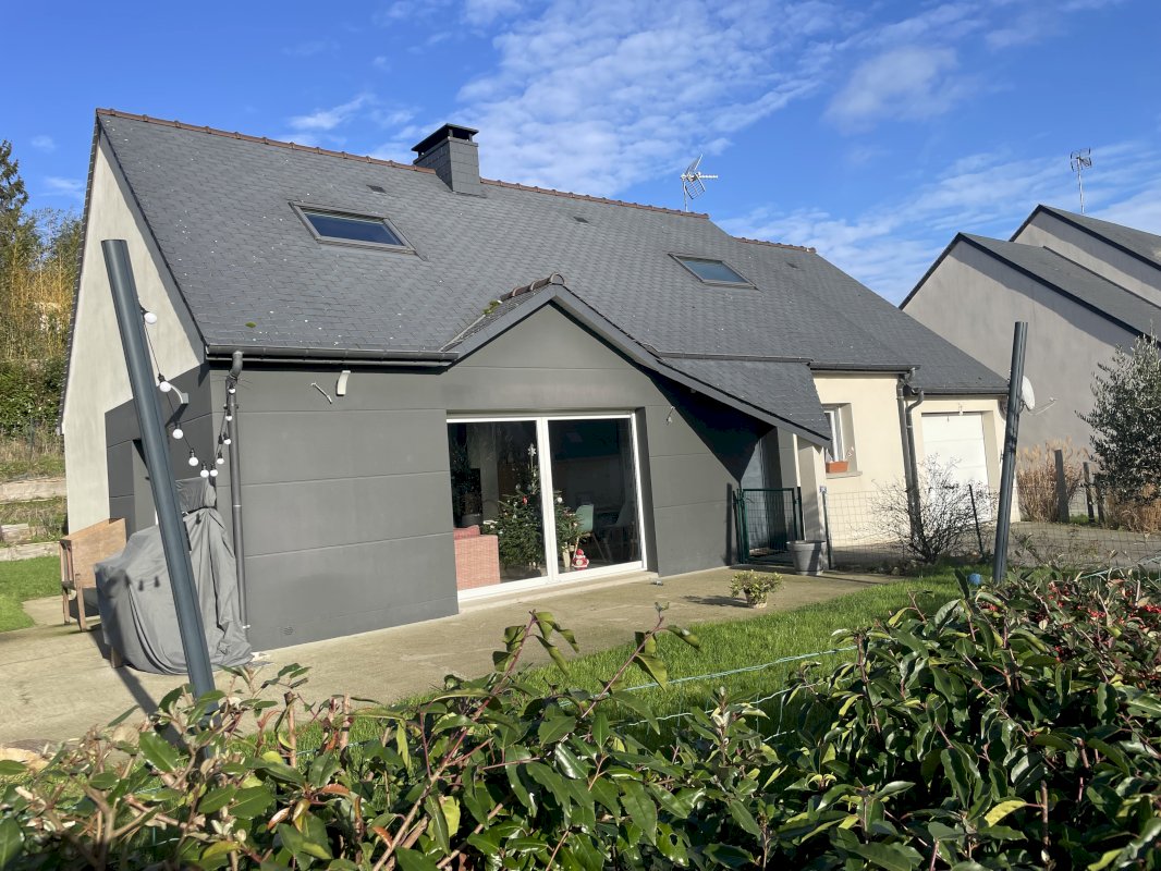 Maison récente - Photo 2 - Saint-Germain-le-Fouilloux