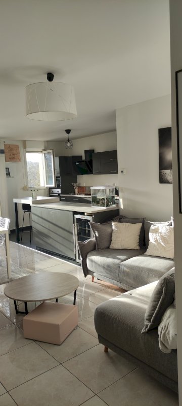 Appartement de 81 m² / Vue port - Photo 2 - Le Mans