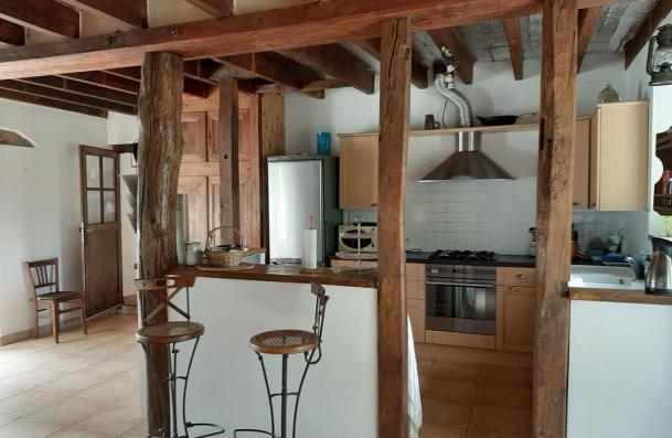 Jolie longère de 198 m² - Photo 3 - La Limouzinière