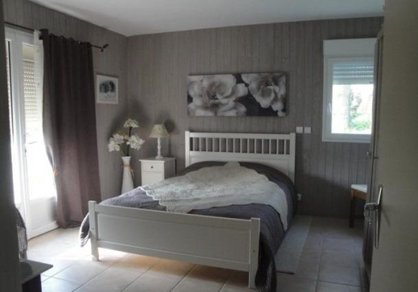 Jolie longère de 198 m² - Photo 4 - La Limouzinière
