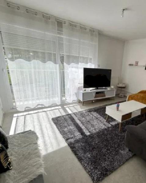 Apparemment T5 + Garage - Photo 5 - Cholet