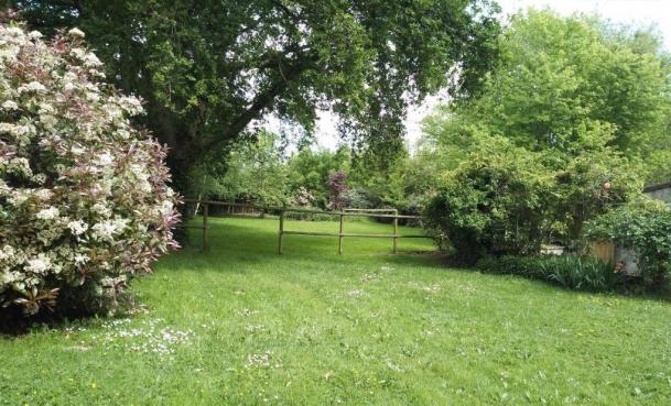 Jolie longère de 198 m² - Photo 6 - La Limouzinière