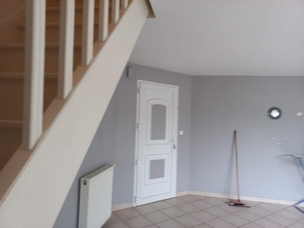 Maison T5 dans impasse au calme - Photo 7 - Laval