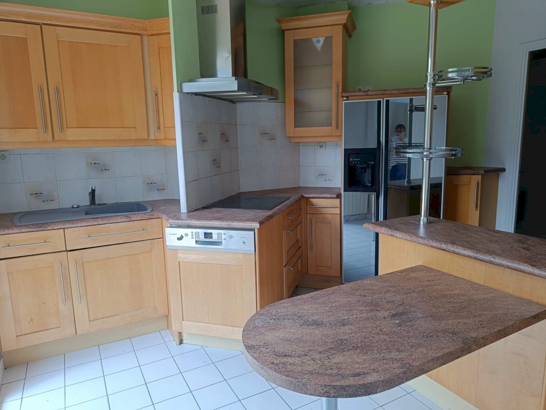 ph7_30400