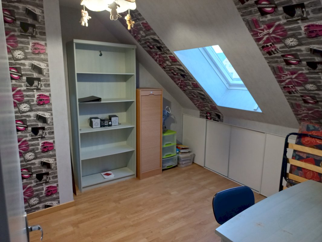 Belle maison dans lotissement - Photo 8 - Saint-Berthevin