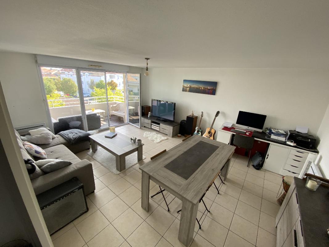 APPARTEMENT T4 86 M2 HAUT DE GAMME RESIDENCE AVEC PISCINE, RESIDENCE SECURISEE, 2 PARKINGS, 2 BALCONS, 1 CAVE - Photo 8 - Les Sorinières