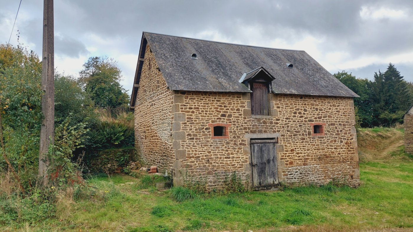 Longère de 30m de long - Photo 9 - Montaudin