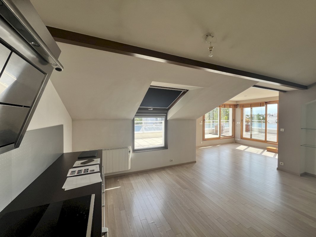 NANTES – PROCÉ | DERNIER ÉTAGE – APPARTEMENT D’EXCEPTION AVEC 57 M² DE TERRASSES - Photo 9 - Nantes